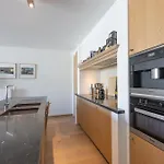 Lecomte - The Shoreline Seaview - 225 * Ostende