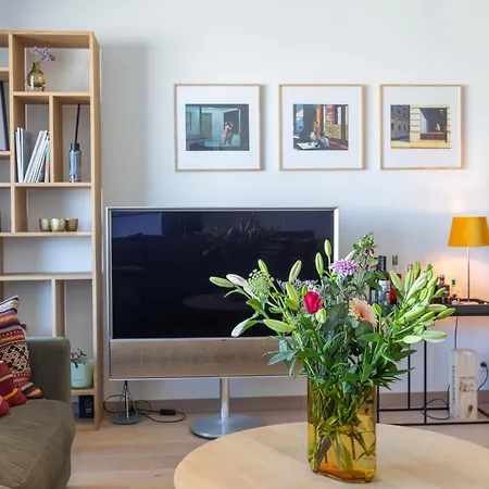 Lecomte - The Shoreline Seaview - 225 *