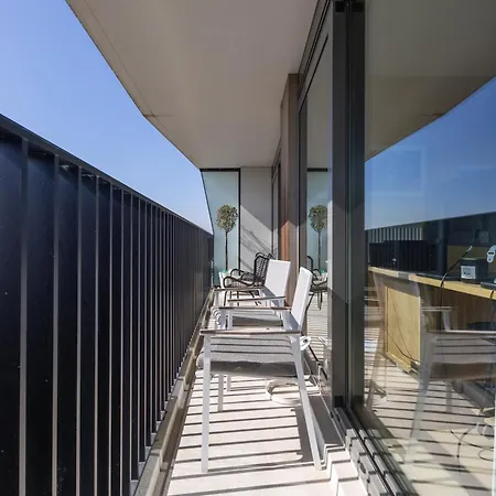 Lecomte - The Shoreline Seaview - 225 *