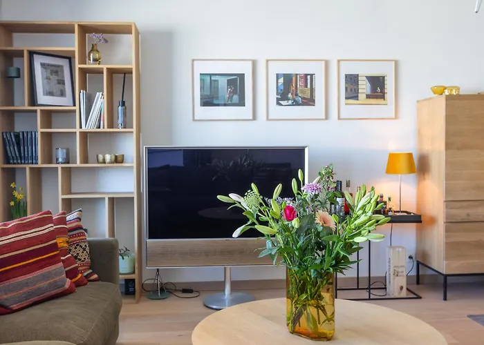 Lecomte - The Shoreline Seaview - 225 *