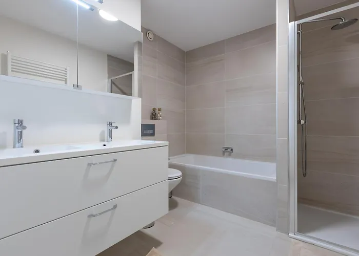 Lecomte - The Shoreline Seaview - 225 Oostende